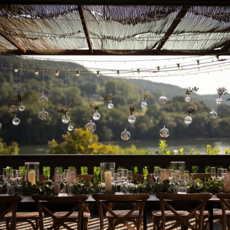 https://www.a-fleur-d-eau.com/img/alertes/03-anais-guillaume-reception-groupesmd-59-62c405e66f135.jpg